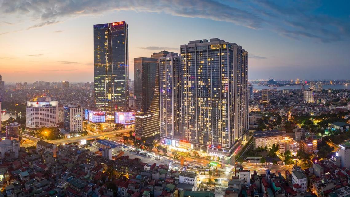 Luxury Serviced Apartment Vinhomes Metropolis Premium Hanoi Eksteriør bilde