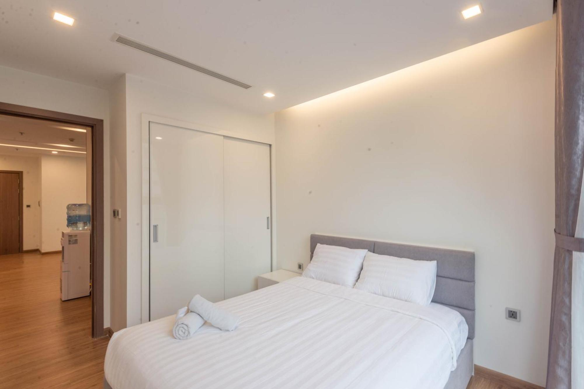 Luxury Serviced Apartment Vinhomes Metropolis Premium Hanoi Eksteriør bilde