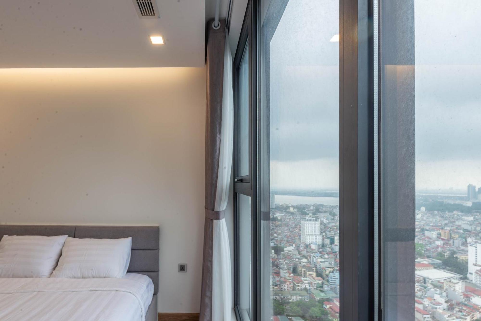 Luxury Serviced Apartment Vinhomes Metropolis Premium Hanoi Eksteriør bilde
